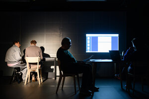 Úspechy zamestnancov: peter mazalán režíruje v slovenskom národnom divadle - untitled shoot-4473-Enhanced-NR