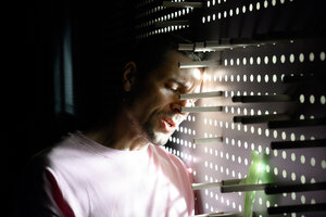 Úspechy zamestnancov: peter mazalán režíruje v slovenskom národnom divadle - untitled shoot-5417-Enhanced-NR