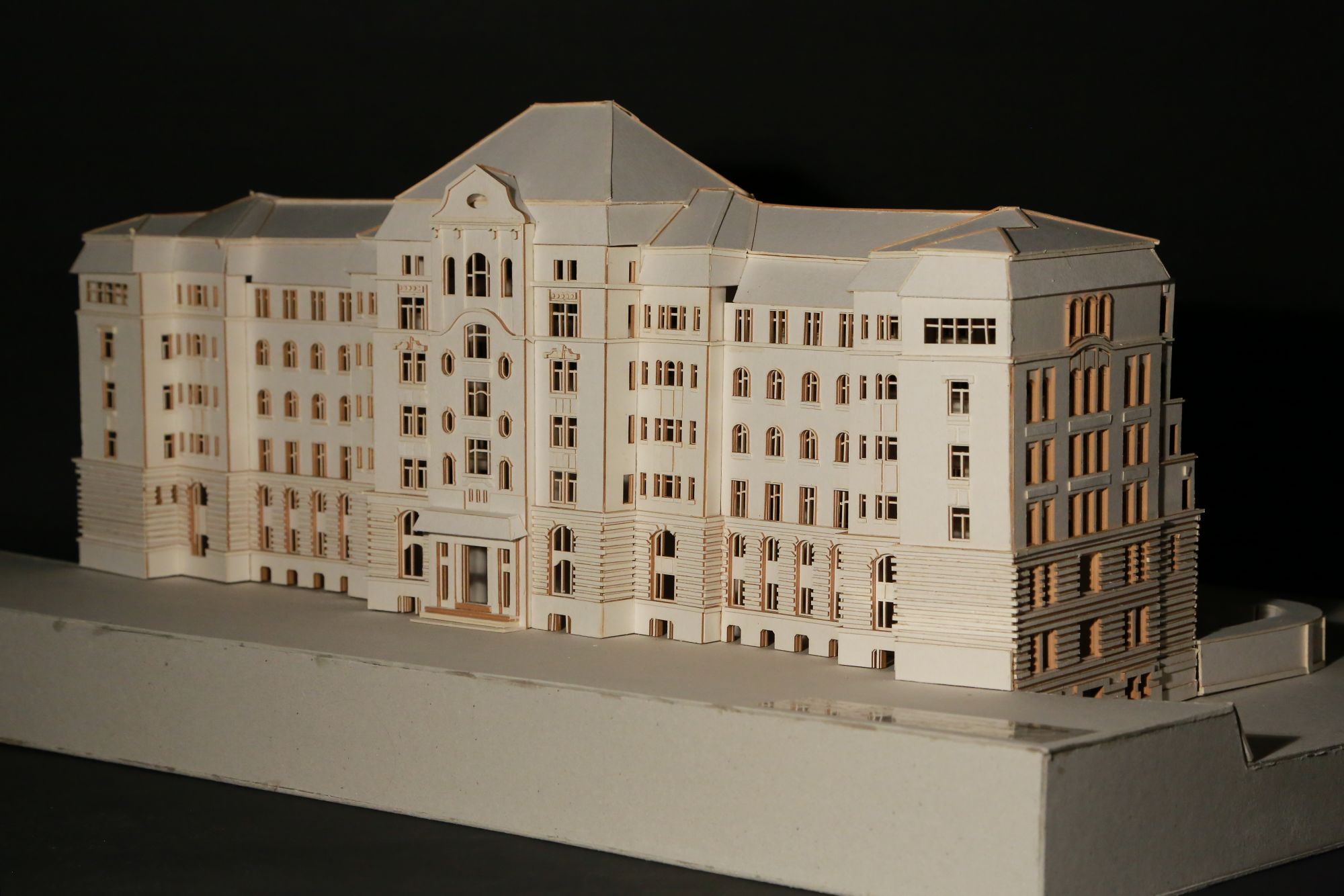 modelovanie nestorov slovenskej architektúry